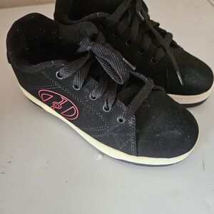 Heelies Black And Red